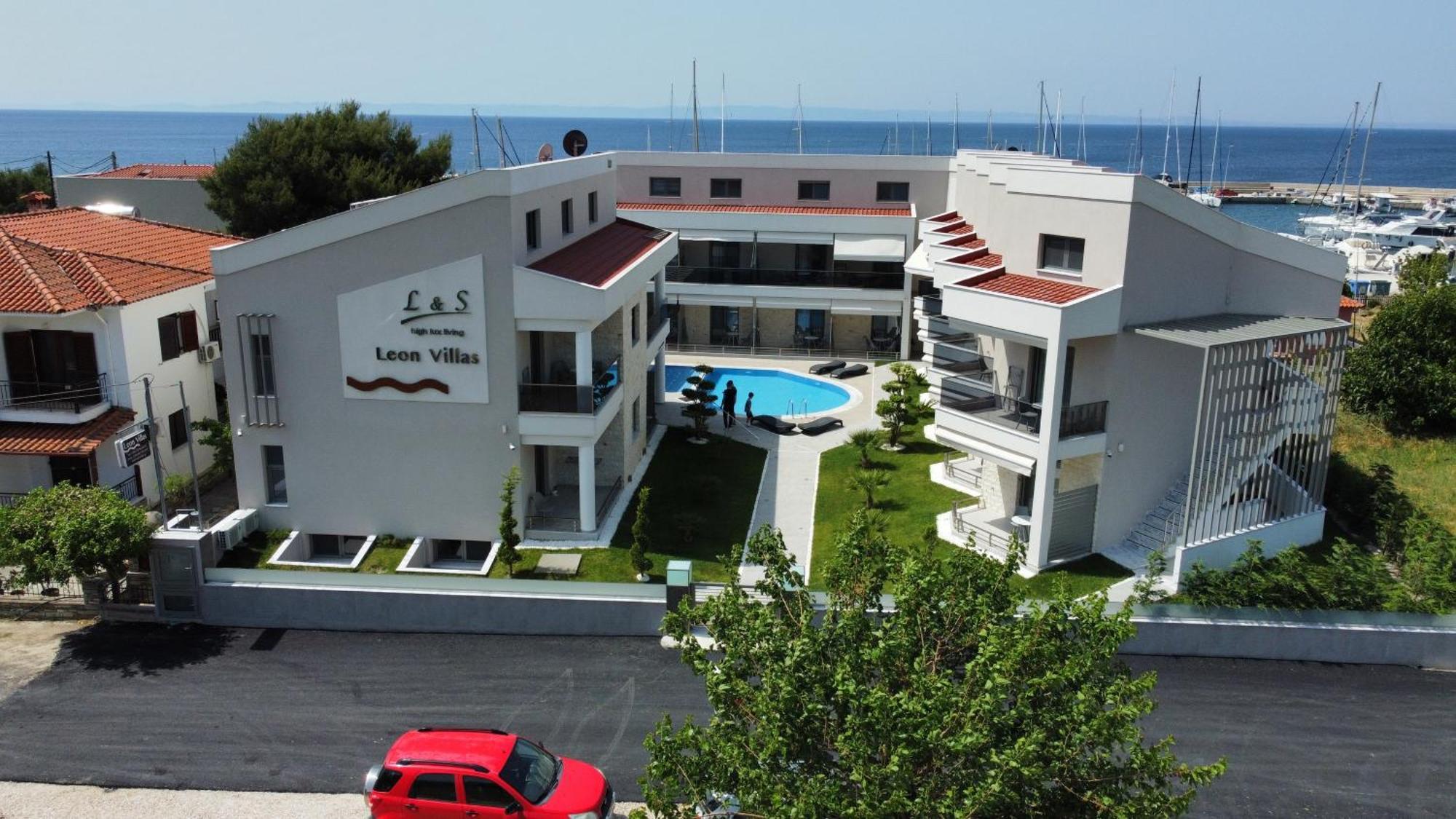 Leon Nikiti (Sithonia)